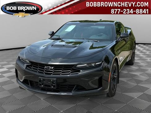 Used 2020 Chevrolet Camaro LT RWD image 1