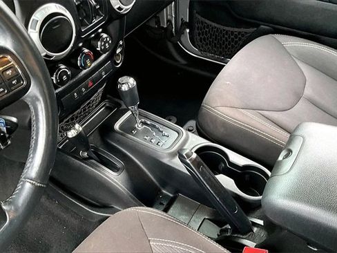 Used 2014 Jeep Wrangler Unlimited Rubicon w/ Dual Top Group image 14