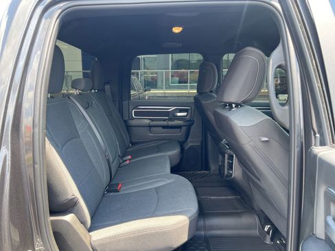Used 2024 RAM 2500 Big Horn w/ Night Edition AWD/4WD image 62