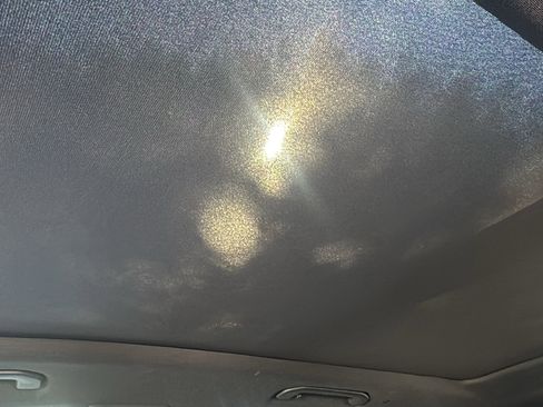 Used 2022 Mercedes-Benz GLE 350 4MATIC image 11