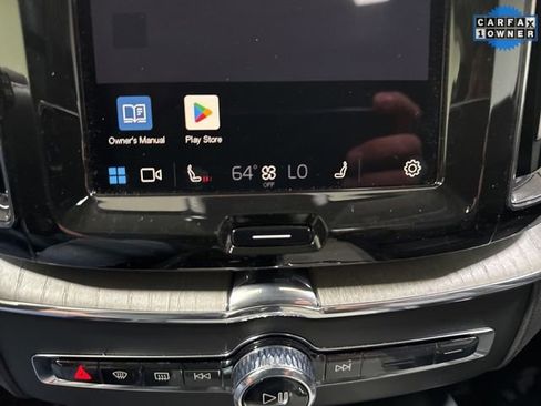 Used 2025 Volvo XC60 B5 Plus image 18