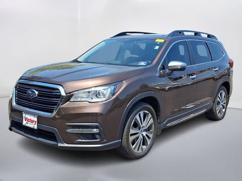 Used 2019 Subaru Ascent Touring AWD/4WD image 1
