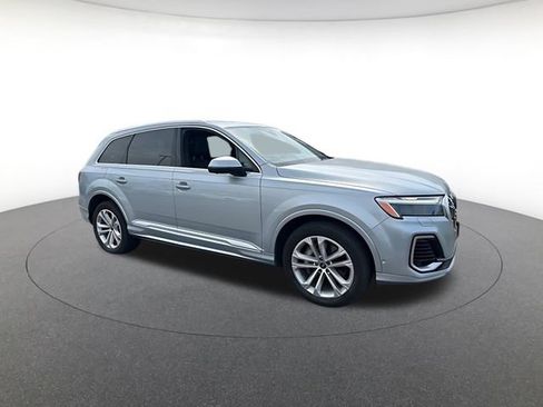Used 2025 Audi Q7 3.0T Premium Plus AWD/4WD image 1