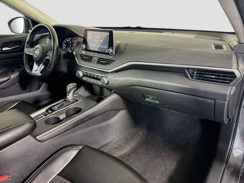 Used 2019 Nissan Altima 2.5 SR w/ SR Premium Package AWD/4WD image 30