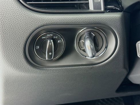 New 2026 Porsche Macan S image 15