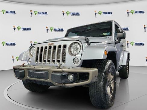 Used 2017 Jeep Wrangler Sahara AWD/4WD image 5