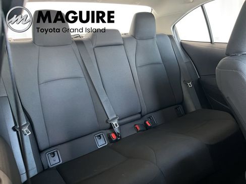Used 2025 Toyota Corolla LE FWD image 34