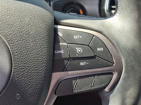 Used 2019 Jeep Grand Cherokee Limited AWD/4WD image 23
