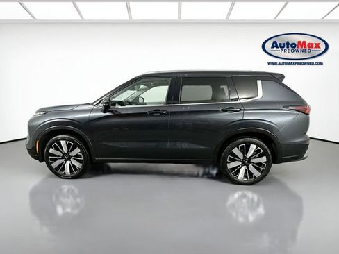 Used 2025 Mitsubishi Outlander AWD image 9