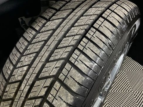 Used 2025 Chevrolet Blazer LT image 40