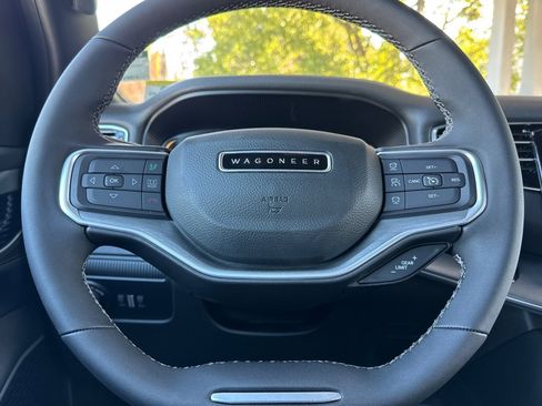 New 2025 Jeep Wagoneer Series II image 24