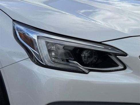 Used 2022 Subaru Outback Limited image 10