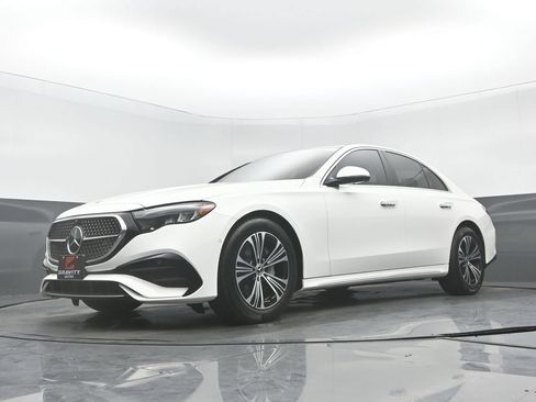 Used 2024 Mercedes-Benz E 350 4MATIC Sedan image 27
