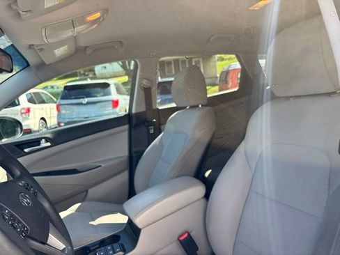 Used 2019 Hyundai Tucson Value AWD/4WD image 15