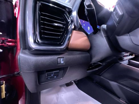 Used 2024 GMC Canyon AT4 w/ AT4 Premium Package image 16