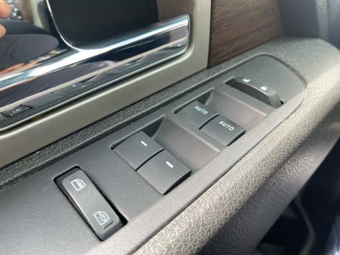 Used 2013 Ford F150 Lariat w/ Luxury Equipment Group image 17