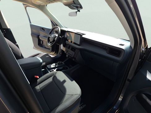 New 2025 Ford Maverick XL image 22