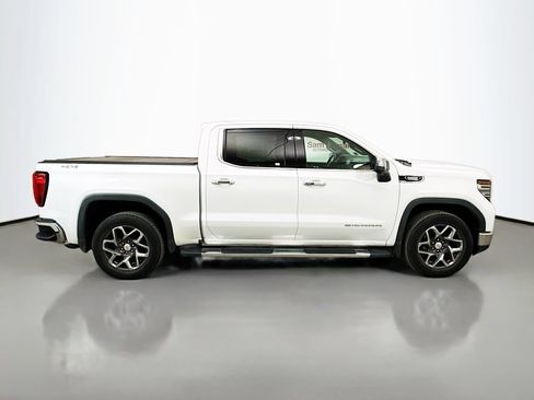 Used 2022 GMC Sierra 1500 SLT w/ SLT Premium Plus Package AWD/4WD image 9