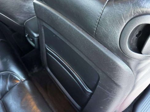 Used 2015 Dodge Challenger SRT image 52