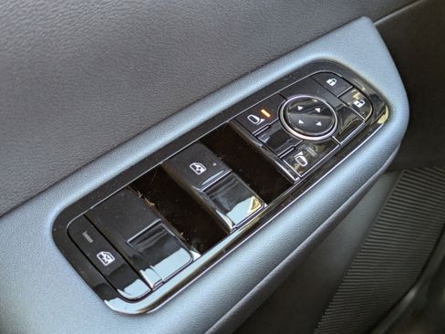 New 2026 Nissan Leaf S+ image 22