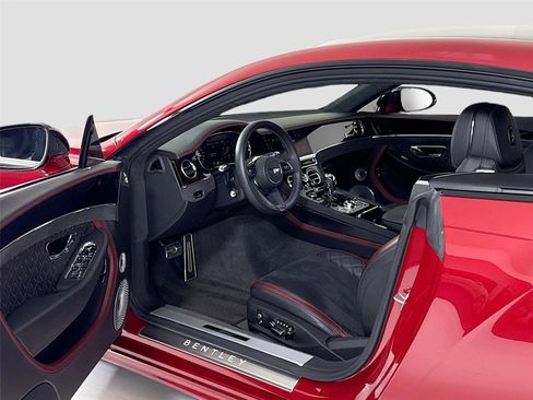 Used 2022 Bentley Continental GT Speed image 12