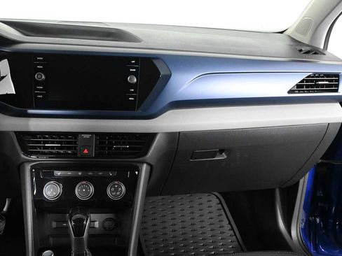 Certified 2023 Volkswagen Taos SE FWD image 14