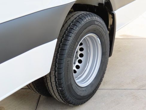 Used 2024 Mercedes-Benz Sprinter 3500 image 57