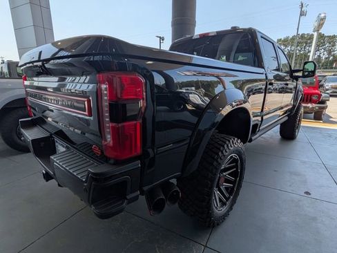 Used 2024 Ford F250 Lariat w/ Lariat Ultimate Package AWD/4WD image 4