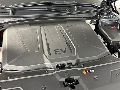 Used 2025 Hyundai Ioniq 5 Limited image 38