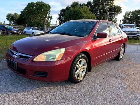 Used 2006 Honda Accord SE image 2