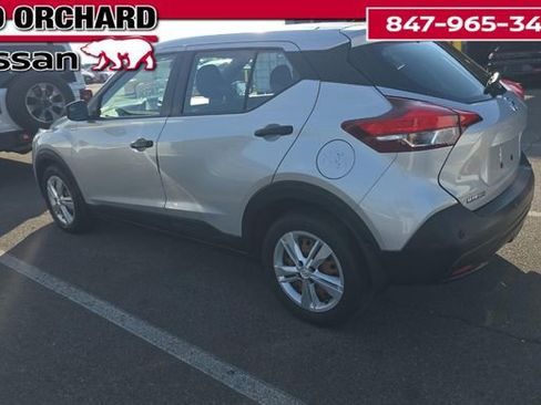 Used 2020 Nissan Kicks S image 5