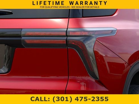 New 2026 Chevrolet Traverse LT w/ Driver Confidence Package FWD image 11