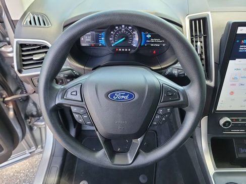 Used 2023 Ford Edge SE w/ Black Appearance Package AWD/4WD image 23