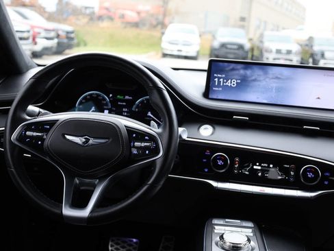 Used 2022 Genesis GV70 3.5T Sport w/ Sport Prestige Package image 24