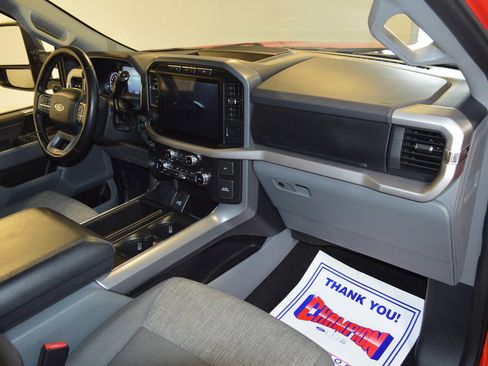 Used 2022 Ford F150 XLT w/ Equipment Group 302A High image 10