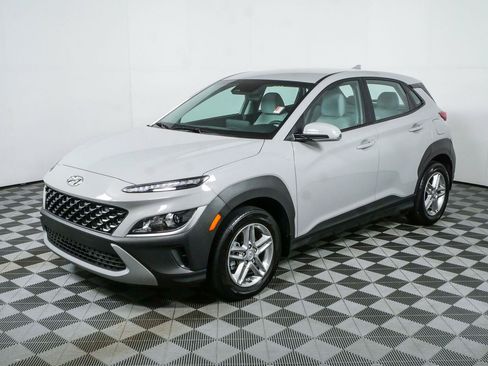 Used 2023 Hyundai Kona SE FWD image 30