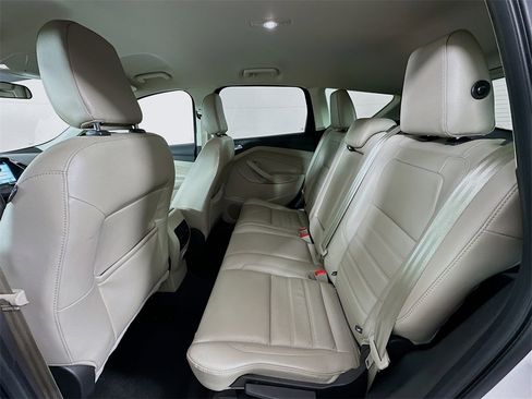 Used 2018 Ford Escape SEL image 23