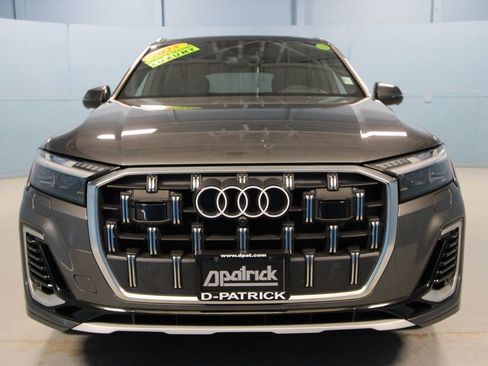 Used 2025 Audi Q7 3.0T Prestige w/ Prestige Package AWD/4WD image 31