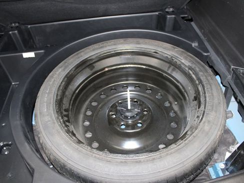 Used 2025 Chevrolet Blazer LT image 26