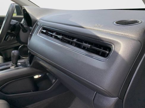 Used 2022 Honda HR-V EX image 45