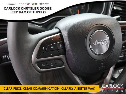 Used 2022 Jeep Cherokee Limited w/ Elite Package AWD/4WD image 16