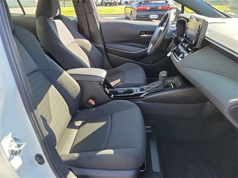 Used 2022 Toyota Corolla SE image 17