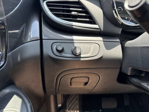 Used 2021 Buick Encore Preferred w/ Safety Package FWD image 55