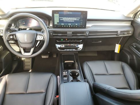 New 2026 Lincoln Corsair Premiere FWD image 15