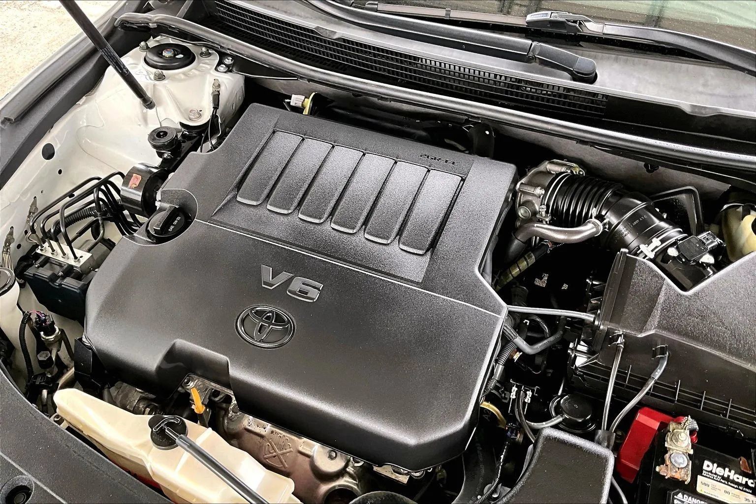 Used 2016 Toyota Avalon XLE Plus FWD image 28