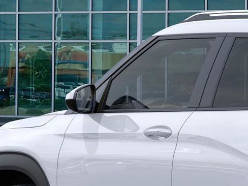 New 2026 Chevrolet TrailBlazer LT w/ LT Cold Weather Package AWD/4WD image 12