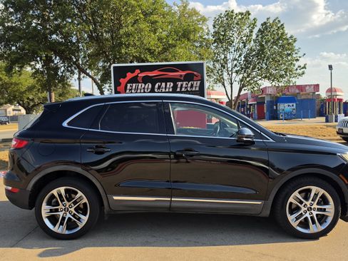 Used 2017 Lincoln MKC Reserve AWD/4WD image 7