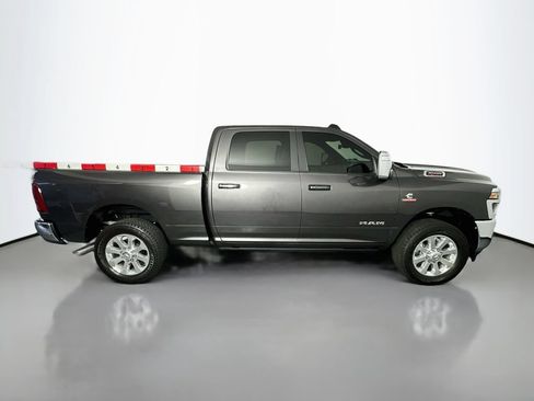 Used 2026 RAM 3500 Laramie AWD/4WD image 8