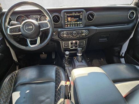 Used 2021 Jeep Gladiator Overland image 15