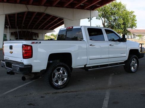 Used 2016 Chevrolet Silverado 2500 LTZ w/ Duramax Plus Package AWD/4WD image 6